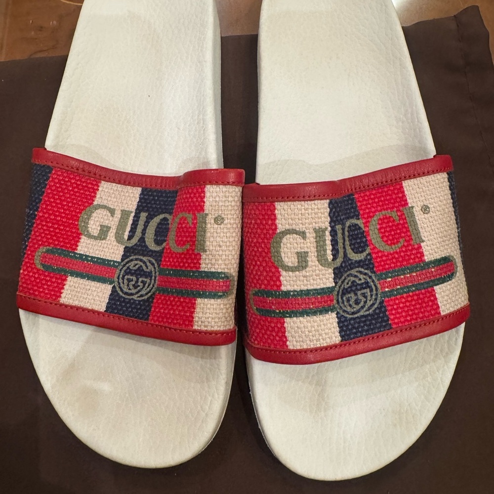 Gucci mens or women’s Red and White Striped Slides sandals Sz 10.5 - Picture 9 of 16
